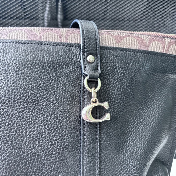 Coach Bag - Picture 5 of 9